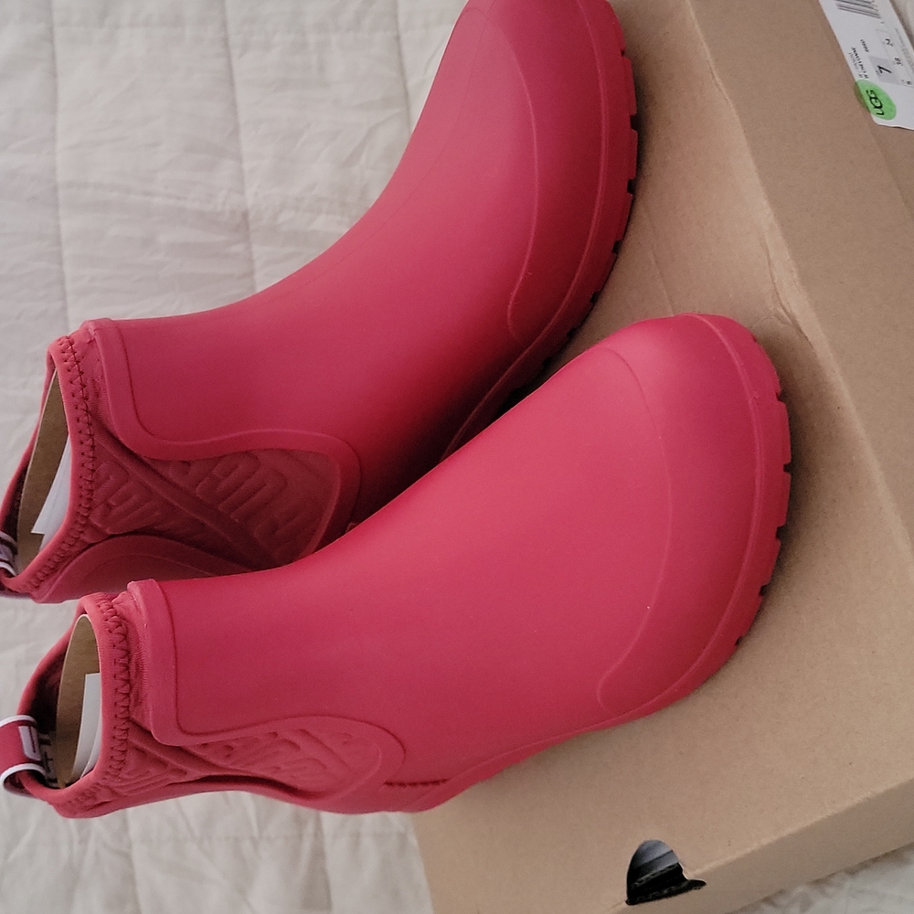 Ugg Rainboots